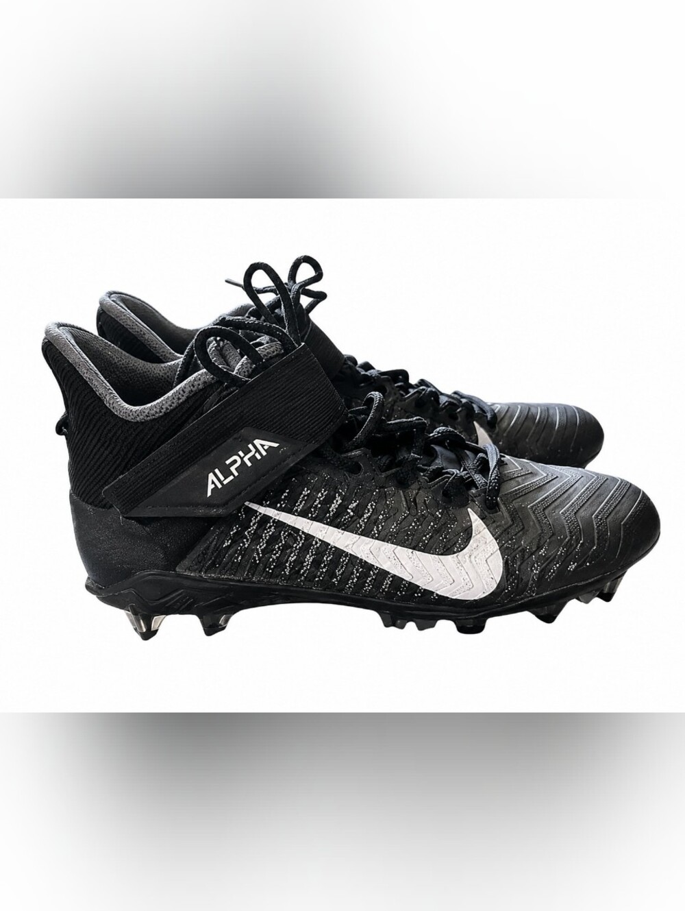 Nike Alpha Menace Football Cleats Men’s Size 9.5 Black White Mid Top Molded